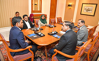 Vice president meets with senior management of CARE Hospitals group