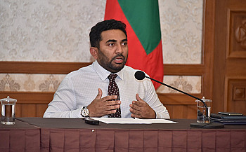 އަވަސްއަރުވާލައިގެން ގެއަށް ކާޑާއި ބޭސް ވެއްދުމުގެ ބަދަލުގައި ކަމާބެހޭ ފަރާތްތަކުންދޭ އިރުޝާދުތައް އަޑުއަހާ: ހެލްތް މިނިސްޓަރ